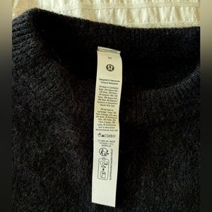 lululemon athletica black wool cropped sweater